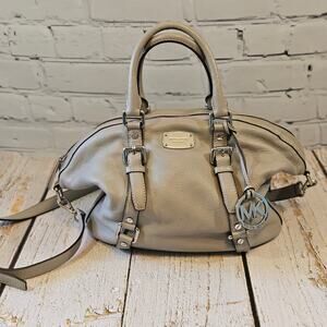 Michael Kors Bedford Belted Med Bowling Satchel Light Grey Pebbled Leather Bag